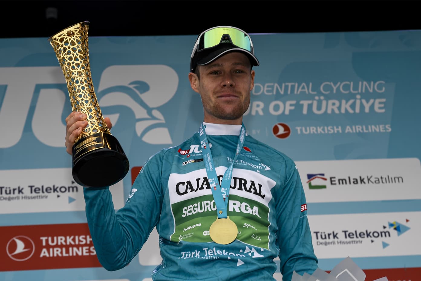 Sebastian Berwick se hace con el Tour de Turquía aupado por la fuerza del equipo