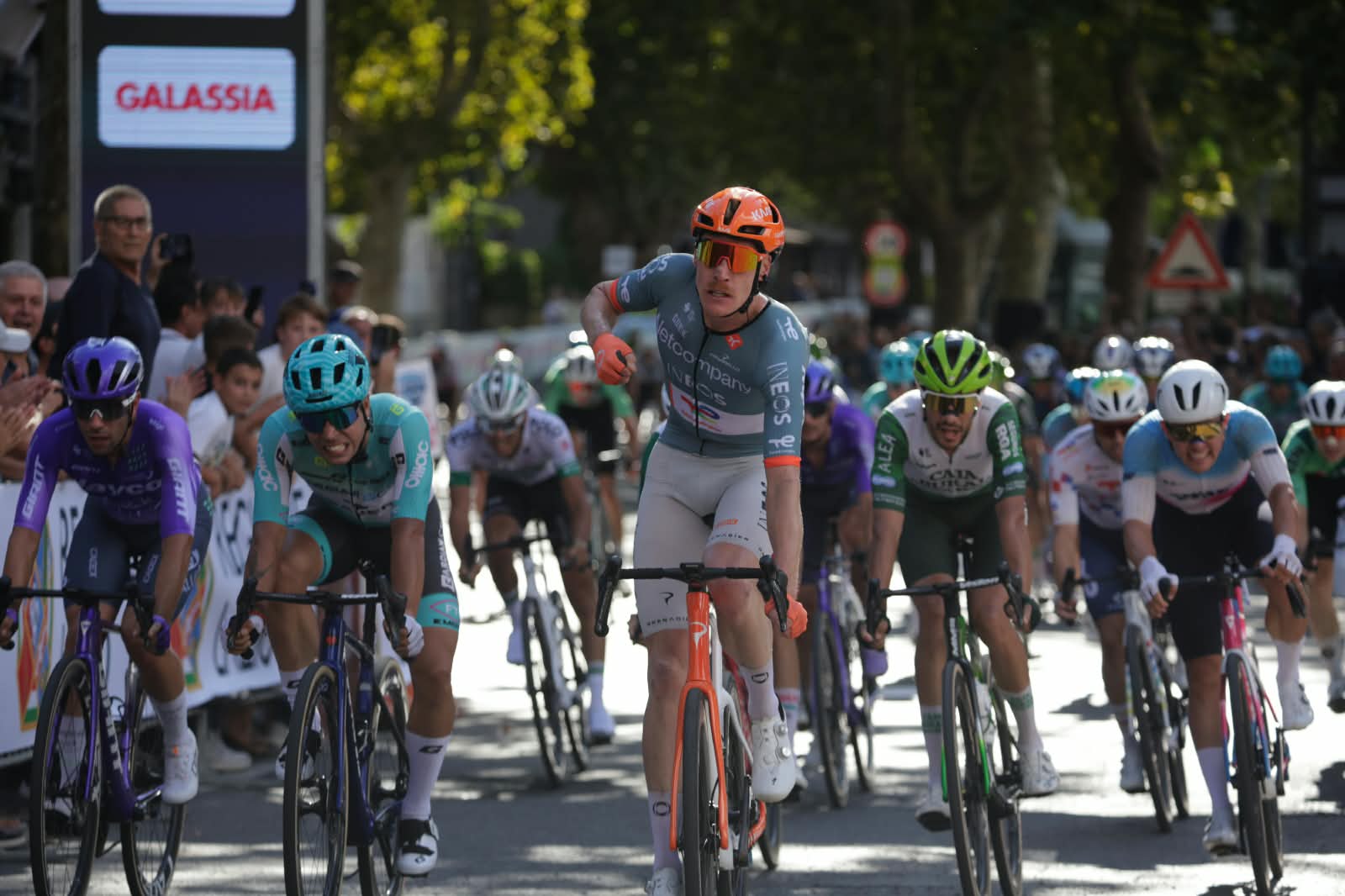 Stefano Oldani firma la cuarta plaza en el sprint del G.P. del Lazio