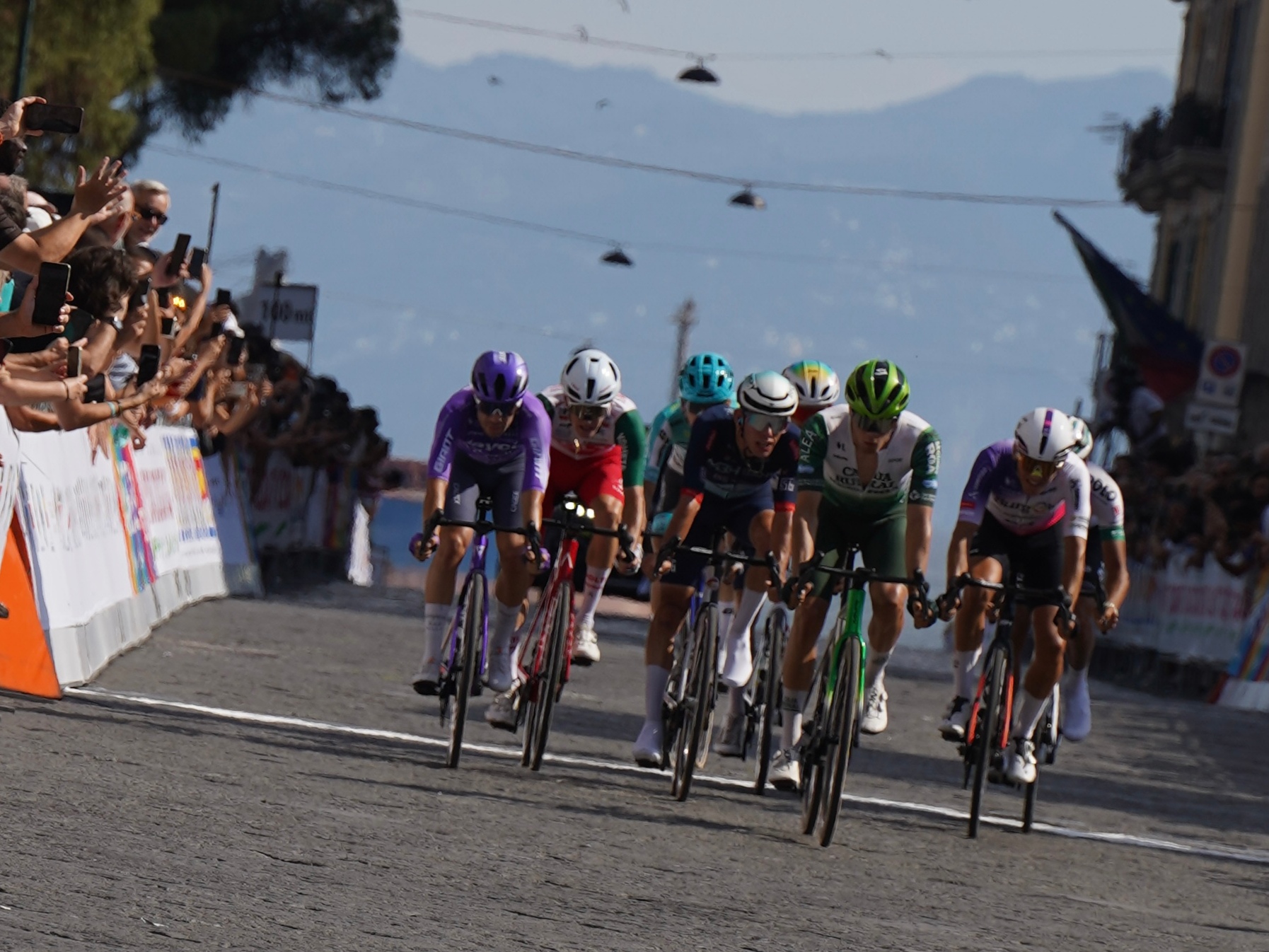 Gorka Corres demuestra su calidad con un quinto puesto en el Giro di Campania